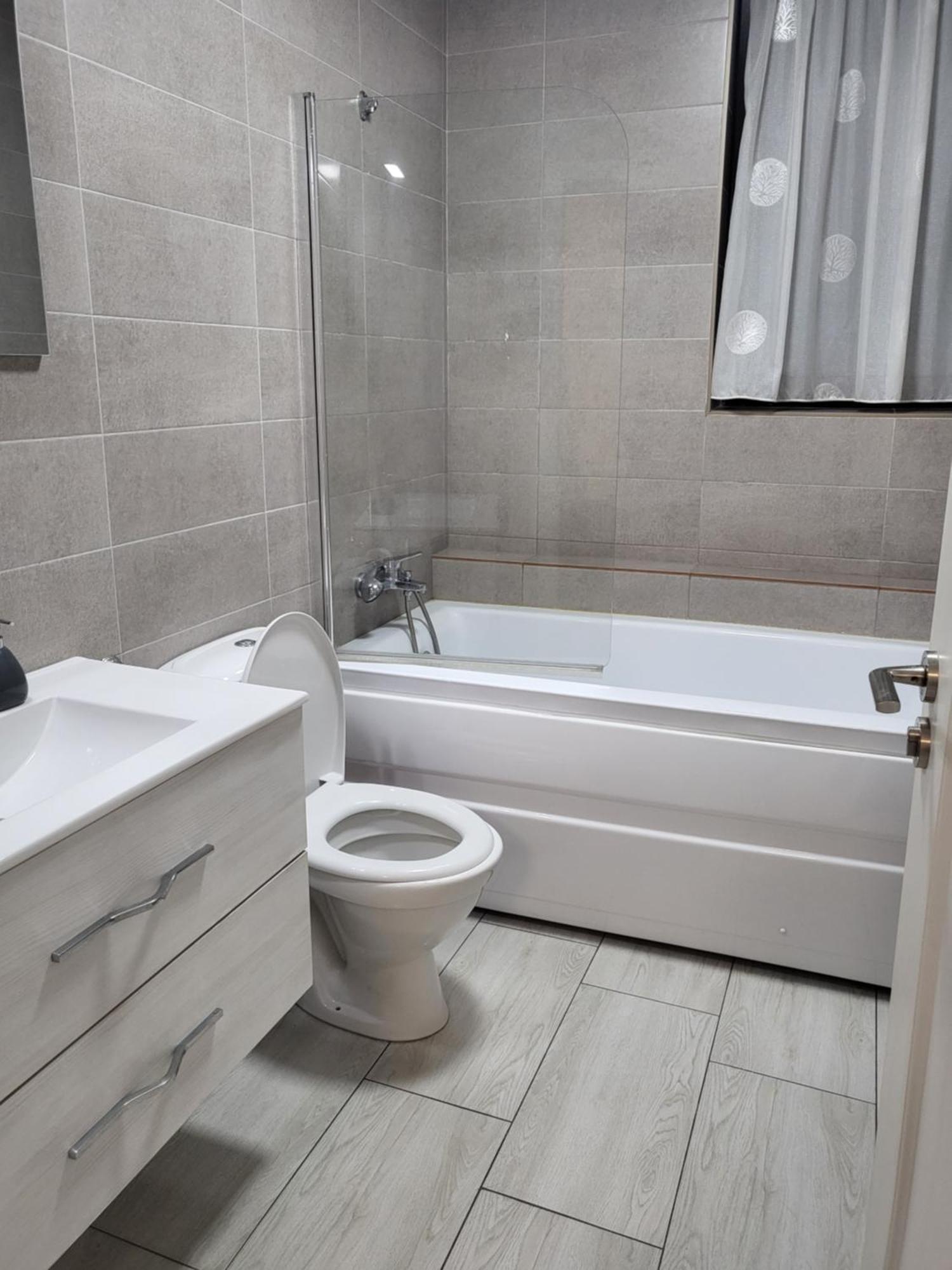 Apartament Alex, Dem Radulescu Râmnicu Vâlcea Exteriér fotografie
